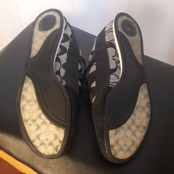 'Harmonie' Coach shoe - Picture 4 of 5